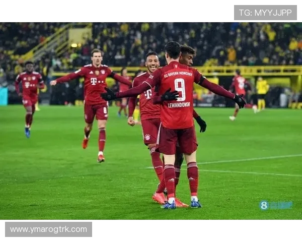 拜仁多特竞逐巴萨天才中场达维奇，红蓝军坚持回购条款