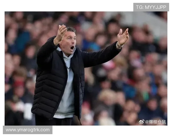 米堡官宣爱德华兹出任新帅 签约三年开启重建征程 米堡官宣爱德华兹出任新帅 签约三年开启重建征程